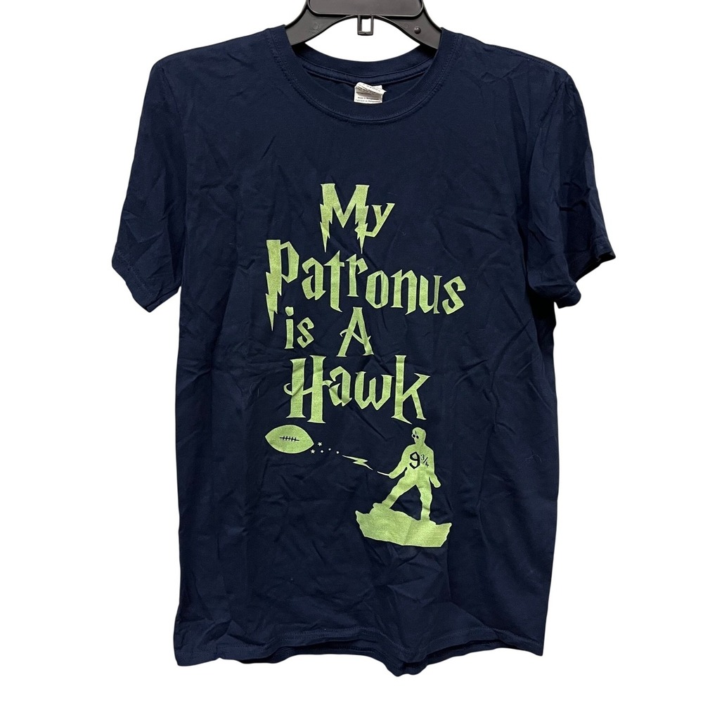 Gildan My Patronus is A Hawk Navy Blue Graphic T-Shirt Mens Medium Harry Potter